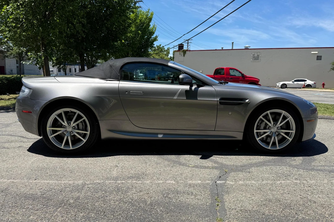 2015 Aston Martin V8 Vantage (2006-2017) - Image 3 of 31