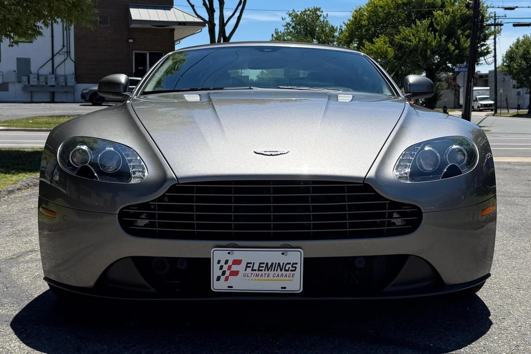 2015 Aston Martin V8 Vantage (2006-2017) - Image 2 of 31