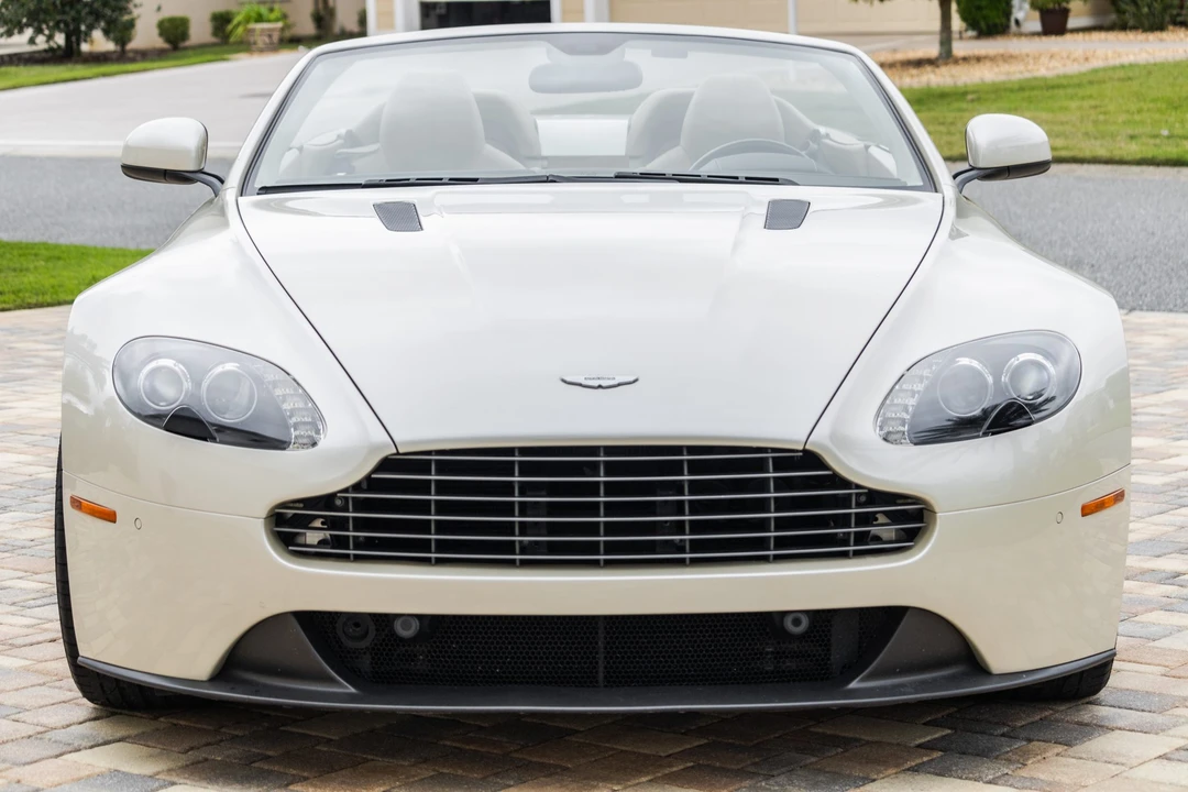 2015 Aston Martin V8 Vantage (2006-2017) - Image 11 of 31