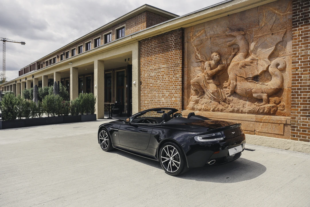 2015 Aston Martin V8 Vantage (2006-2017) - Image 7 of 31