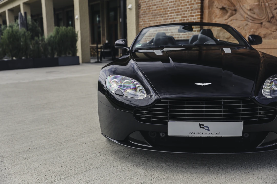 2015 Aston Martin V8 Vantage (2006-2017) - Image 11 of 31