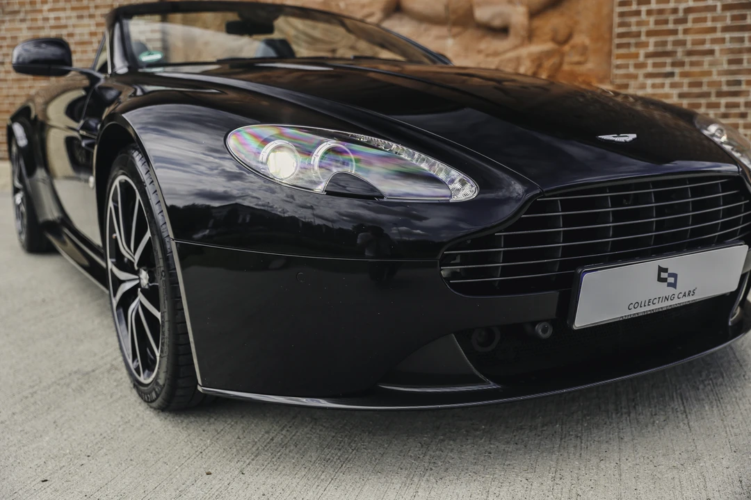 2015 Aston Martin V8 Vantage (2006-2017) - Image 17 of 31