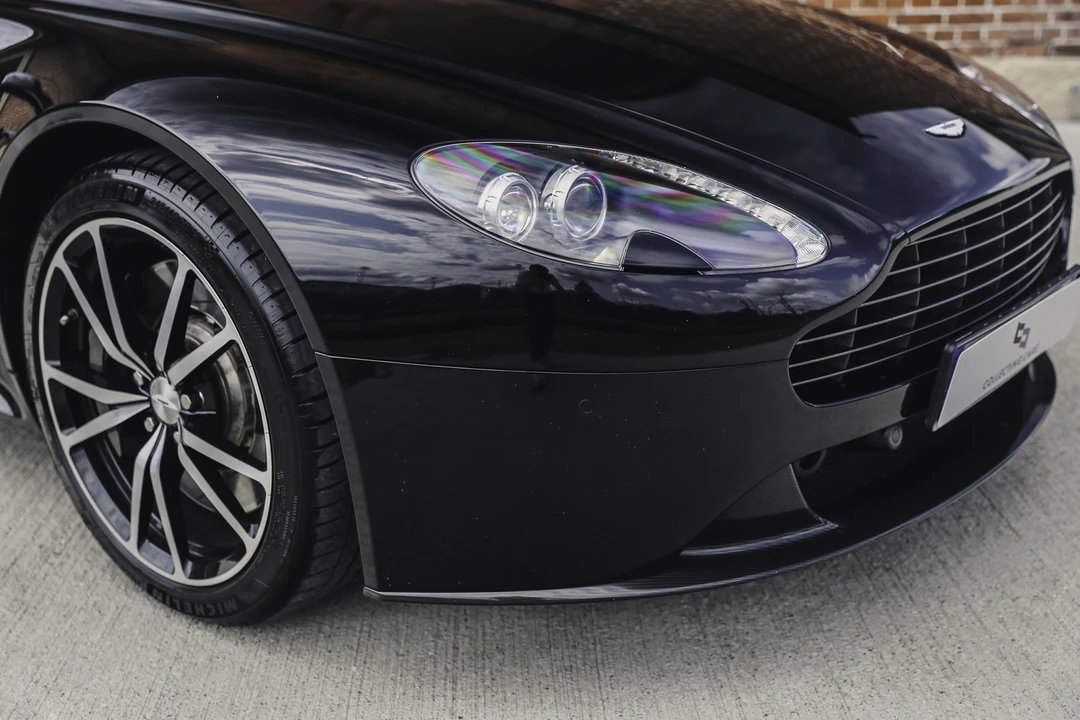 2015 Aston Martin V8 Vantage (2006-2017) - Image 18 of 31
