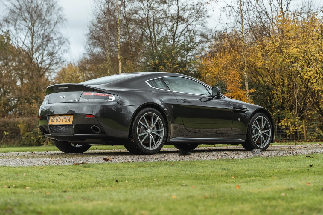 2015 Aston Martin V8 Vantage (2006-2017) - Image 14 of 31
