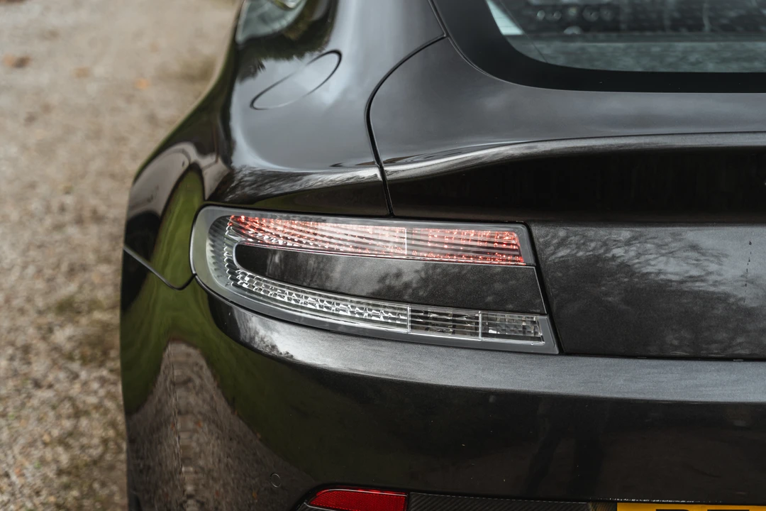 2015 Aston Martin V8 Vantage (2006-2017) - Image 30 of 31