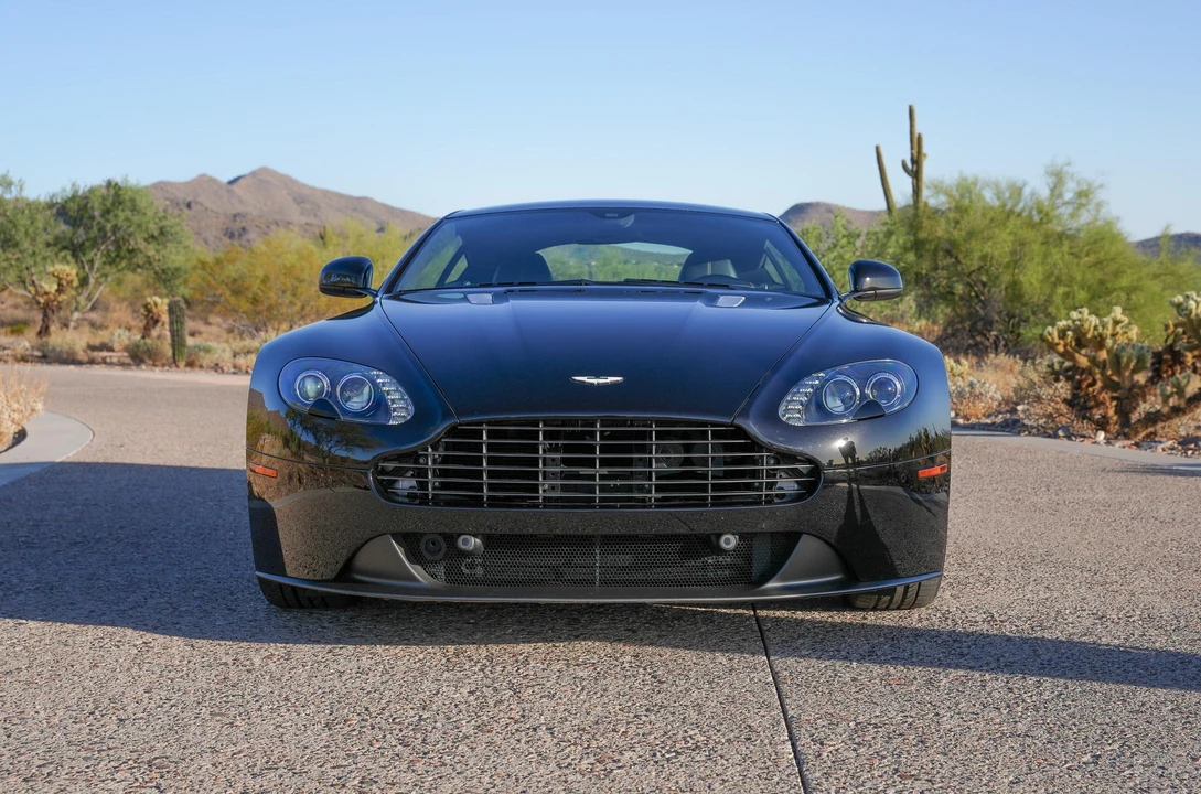 2015 Aston Martin V8 Vantage (2006-2017) - Image 7 of 31