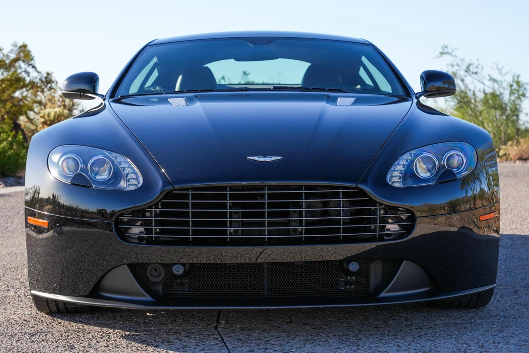 2015 Aston Martin V8 Vantage (2006-2017) - Image 2 of 31