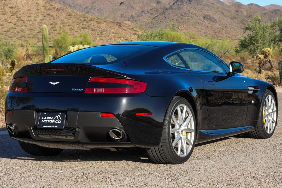 2015 Aston Martin V8 Vantage (2006-2017) - Image 4 of 31