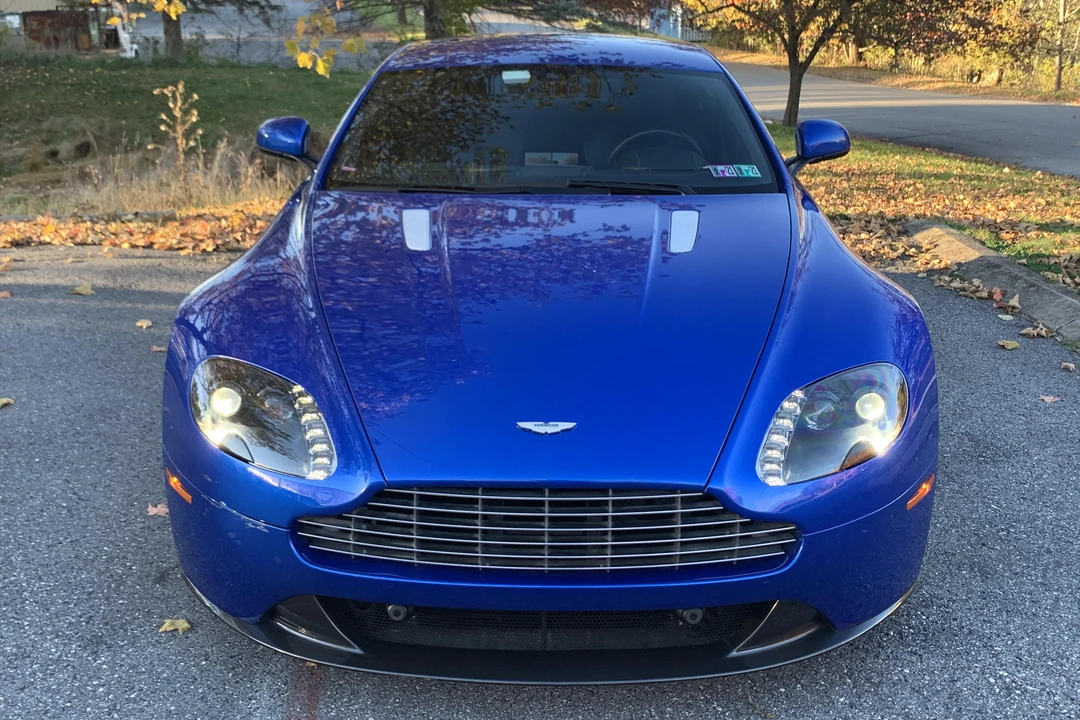 2015 Aston Martin V8 Vantage (2006-2017) - Image 2 of 31