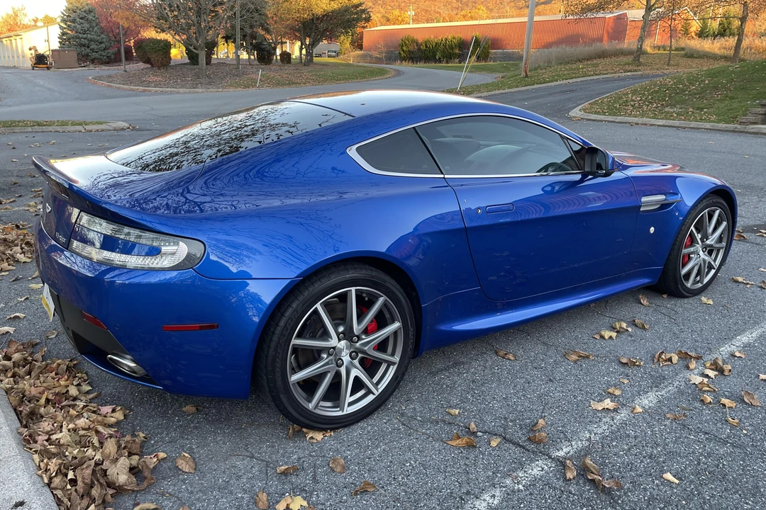 2015 Aston Martin V8 Vantage (2006-2017) - Image 4 of 31