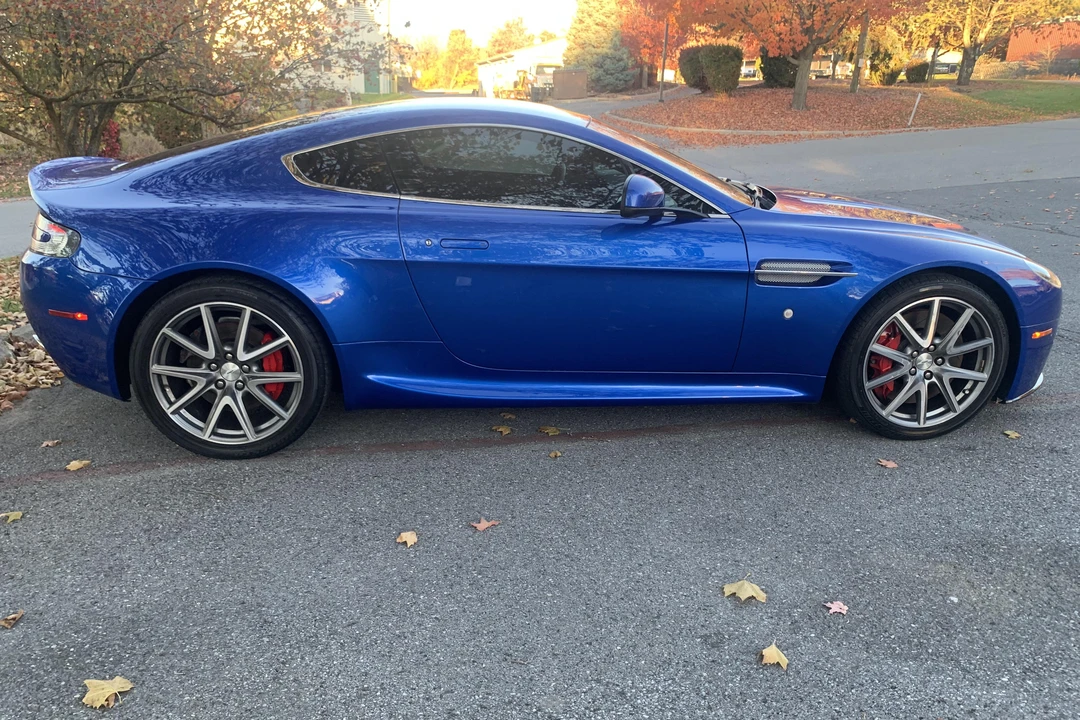 2015 Aston Martin V8 Vantage (2006-2017) - Image 3 of 31