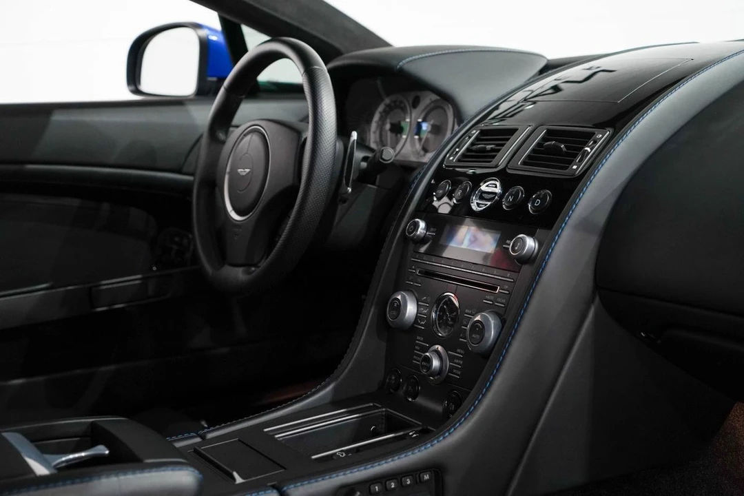 2015 Aston Martin V8 Vantage (2006-2017) - Image 18 of 21