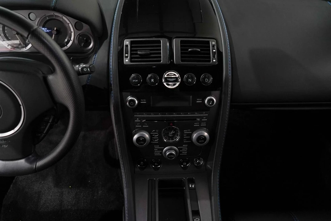 2015 Aston Martin V8 Vantage (2006-2017) - Image 12 of 21