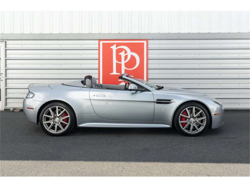 2015 Aston Martin V8 Vantage (2006-2017) - Image 6 of 12