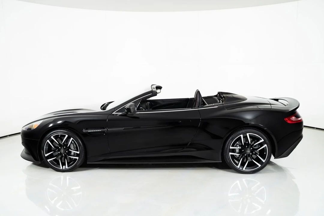 2015 Aston Martin Vanquish 2nd Gen - Image 8 of 31