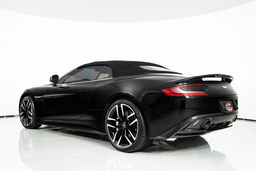 2015 Aston Martin Vanquish 2nd Gen - Image 12 of 31