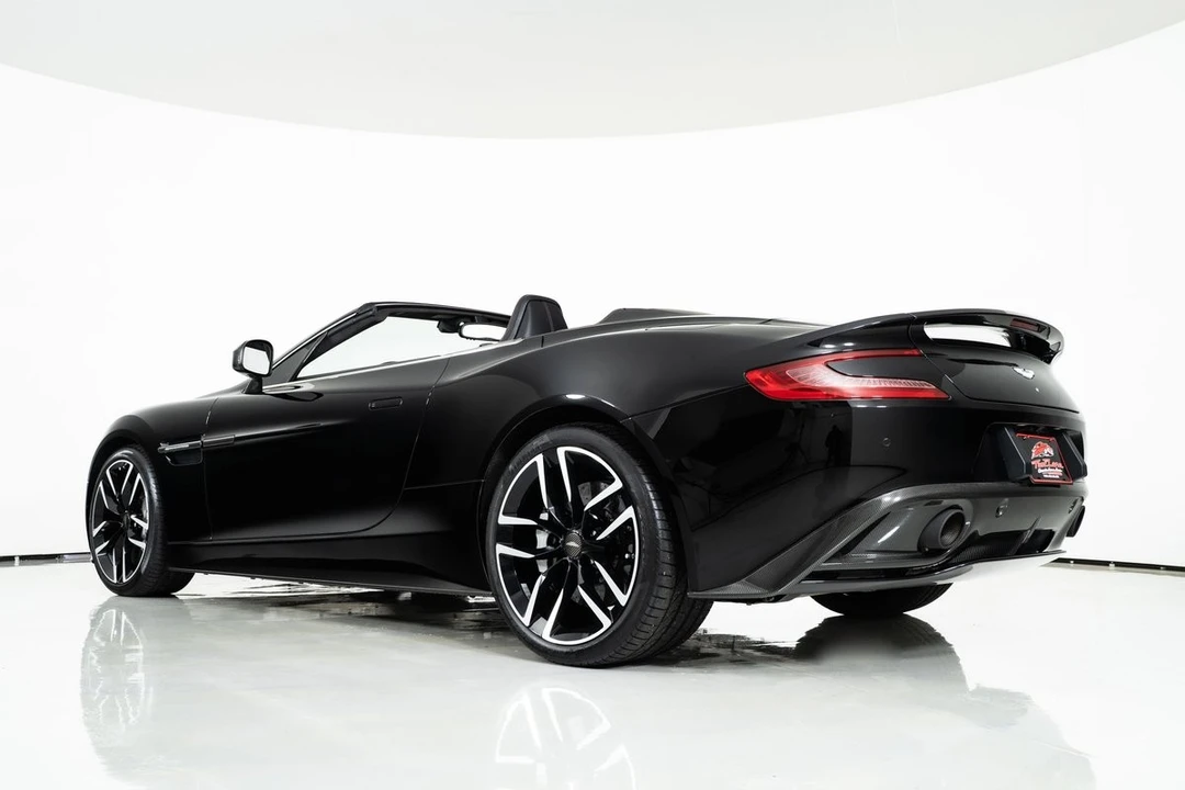 2015 Aston Martin Vanquish 2nd Gen - Image 11 of 31