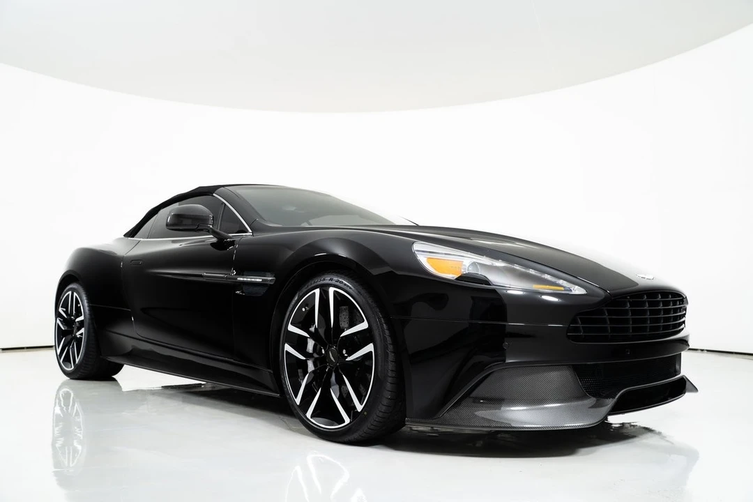 2015 Aston Martin Vanquish - Image 23 of 31