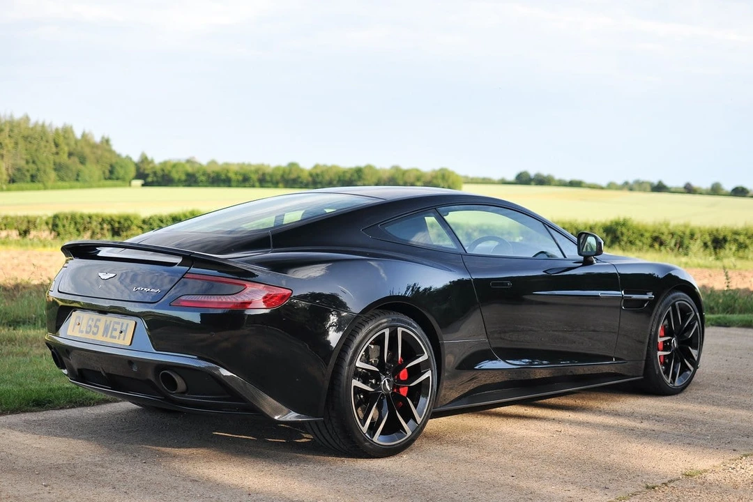 2015 Aston Martin Vanquish 2nd Gen - Image 7 of 30