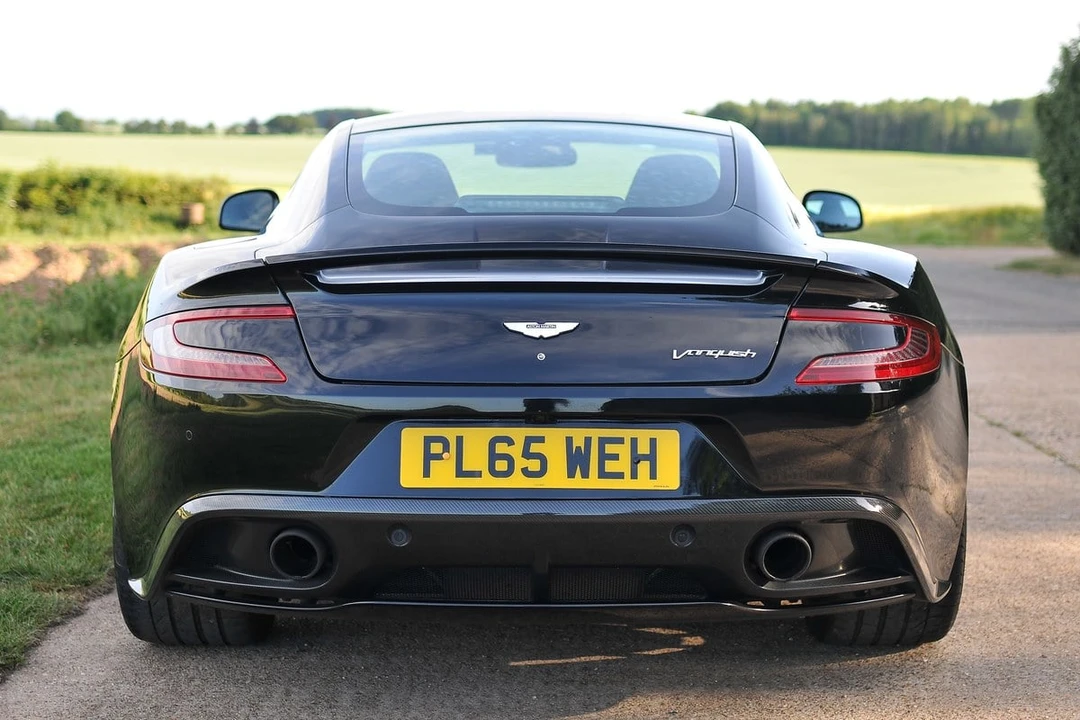 2015 Aston Martin Vanquish 2nd Gen - Image 9 of 30