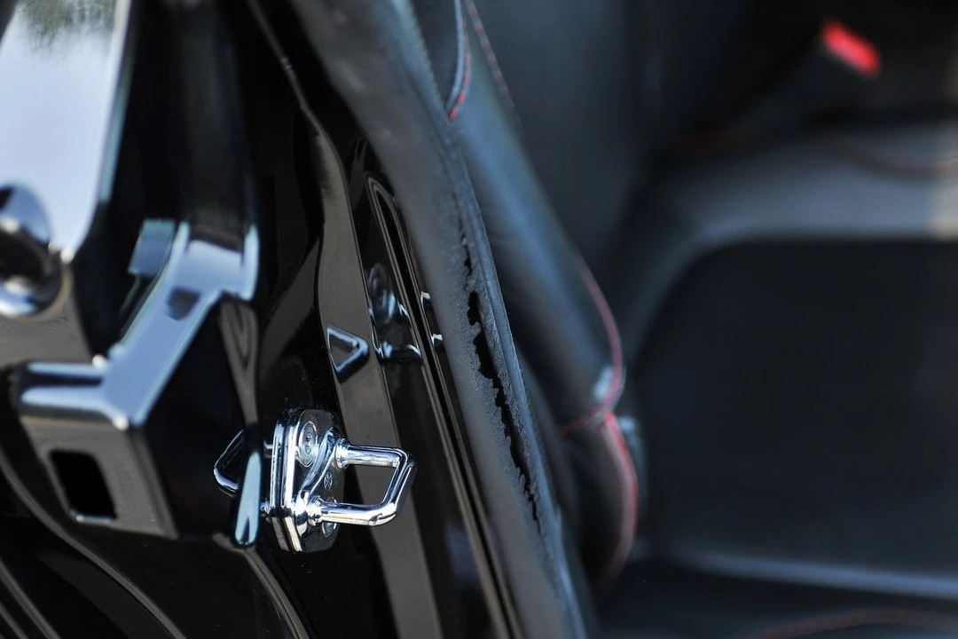 2015 Aston Martin Vanquish 2nd Gen - Image 22 of 30
