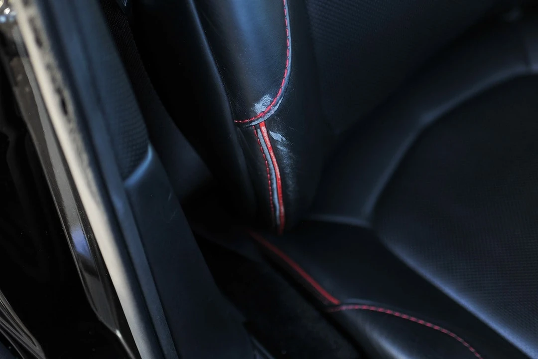 2015 Aston Martin Vanquish 2nd Gen - Image 24 of 30