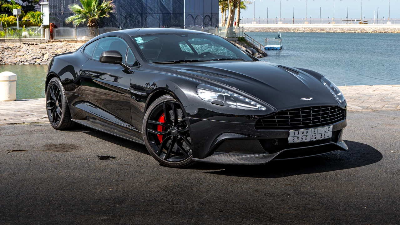 2015 Aston Martin Vanquish 2nd Gen - Image 3 of 16