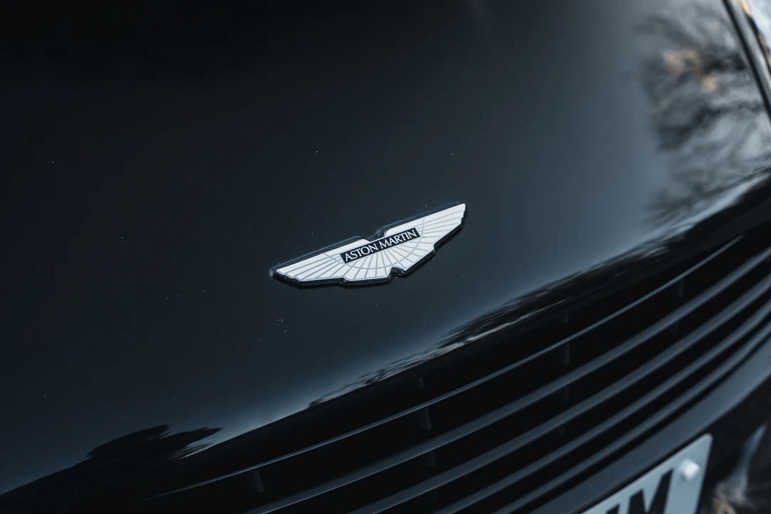 2015 Aston Martin Vanquish 2nd Gen - Image 25 of 31