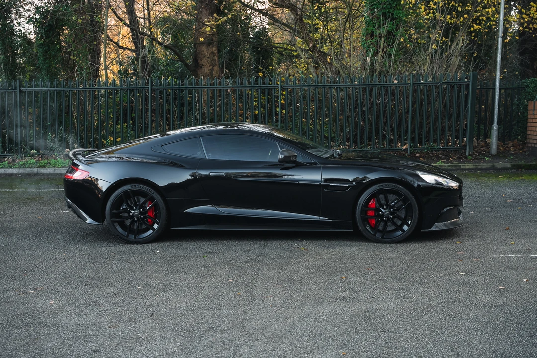 2015 Aston Martin Vanquish 2nd Gen - Image 4 of 31