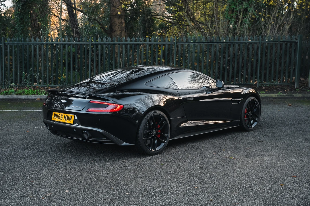 2015 Aston Martin Vanquish 2nd Gen - Image 5 of 31