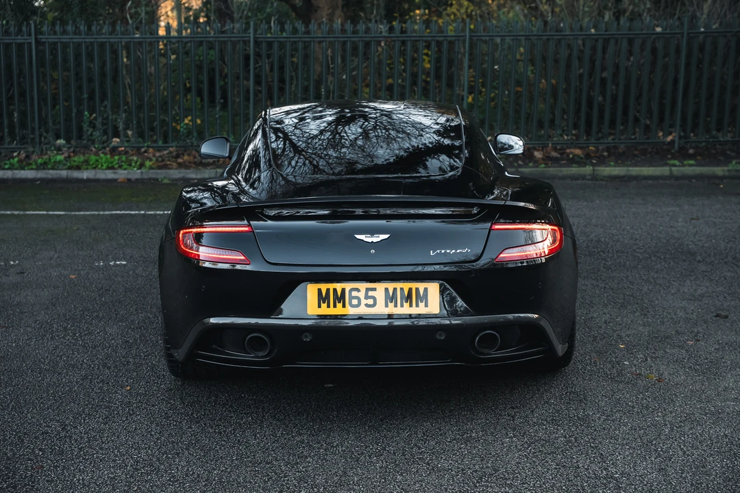 2015 Aston Martin Vanquish 2nd Gen - Image 14 of 31