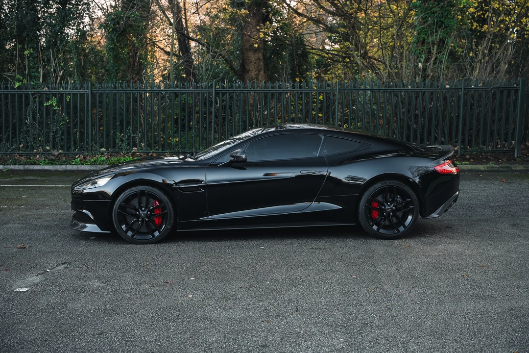 2015 Aston Martin Vanquish 2nd Gen - Image 8 of 31