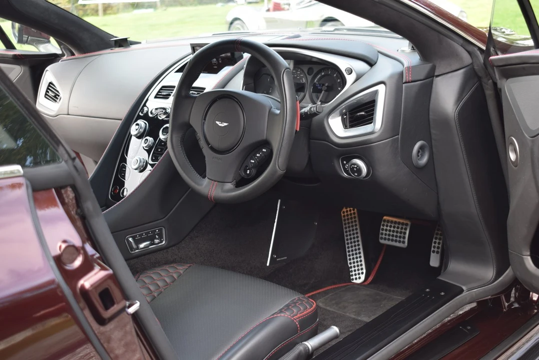 2015 Aston Martin Vanquish 2nd Gen - Image 20 of 30