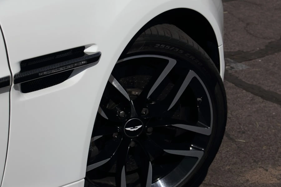 2015 Aston Martin Vanquish 2nd Gen - Image 8 of 31