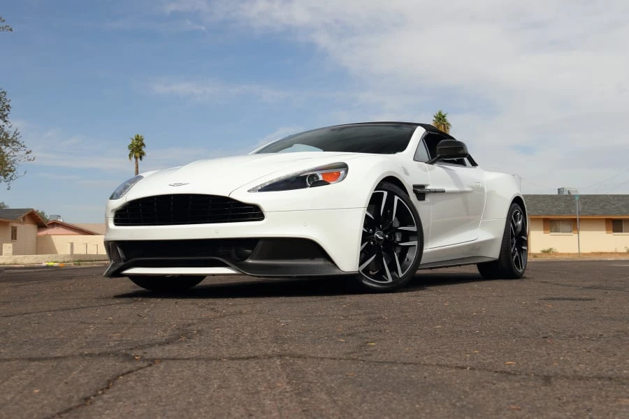 2015 Aston Martin Vanquish 2nd Gen - Image 14 of 31