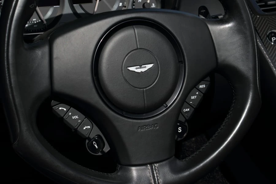 2015 Aston Martin Vanquish 2nd Gen - Image 30 of 31