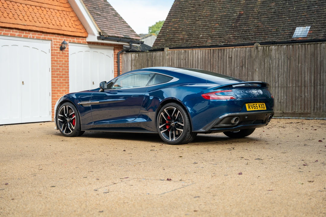 2015 Aston Martin Vanquish 2nd Gen - Image 6 of 31