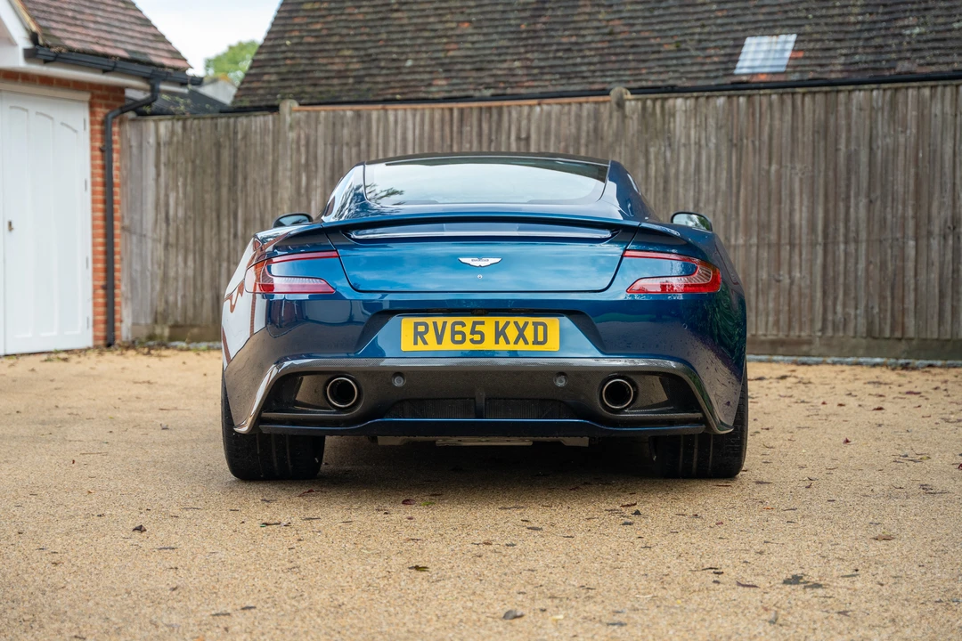 2015 Aston Martin Vanquish 2nd Gen - Image 13 of 31