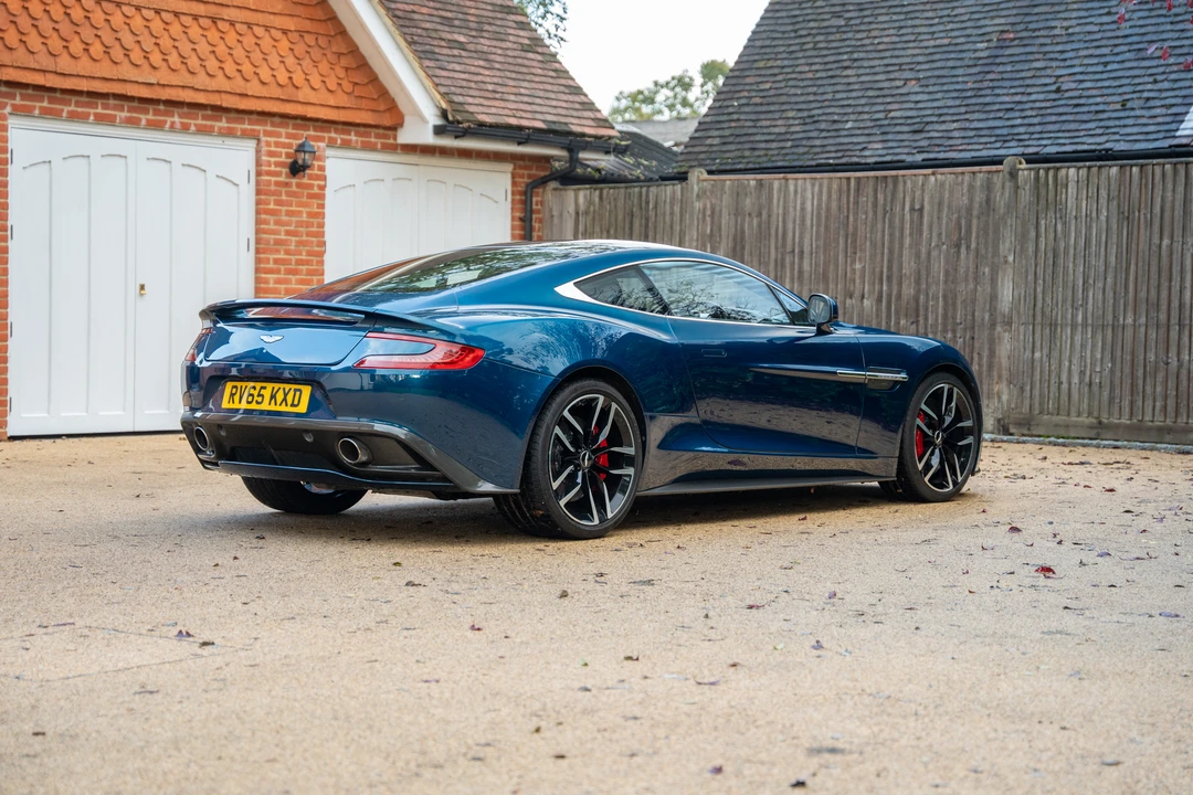 2015 Aston Martin Vanquish 2nd Gen - Image 14 of 31
