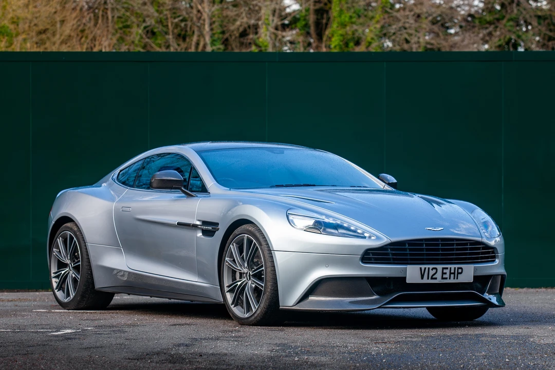 2015 Aston Martin Vanquish 2nd Gen - Image 9 of 31
