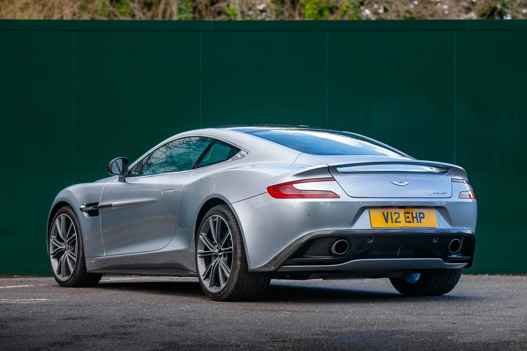 2015 Aston Martin Vanquish 2nd Gen - Image 5 of 31