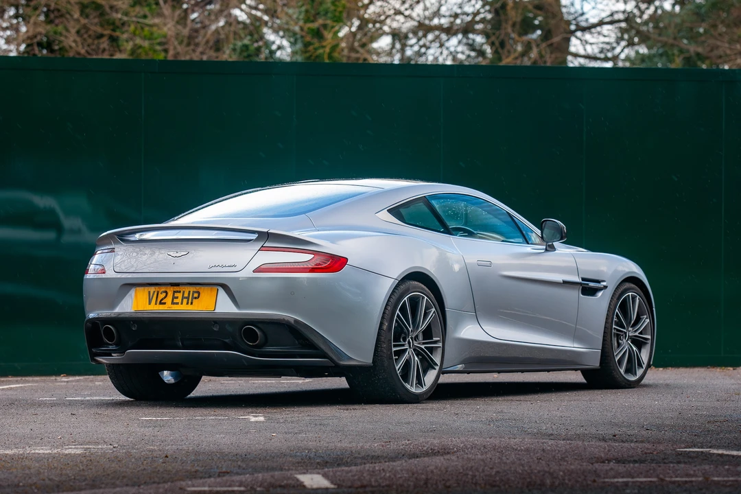 2015 Aston Martin Vanquish 2nd Gen - Image 7 of 31