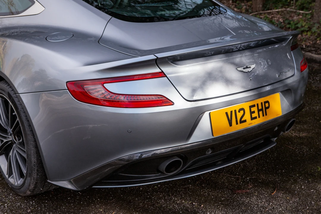 2015 Aston Martin Vanquish 2nd Gen - Image 27 of 31