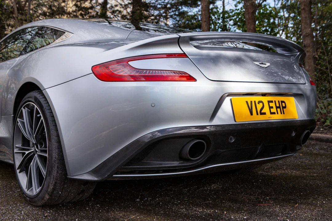 2015 Aston Martin Vanquish 2nd Gen - Image 28 of 31