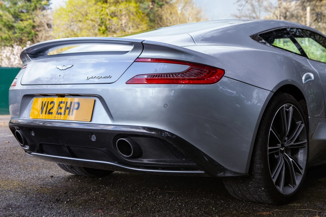 2015 Aston Martin Vanquish 2nd Gen - Image 30 of 31