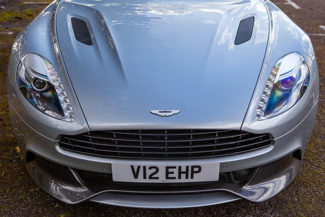 2015 Aston Martin Vanquish 2nd Gen - Image 11 of 31