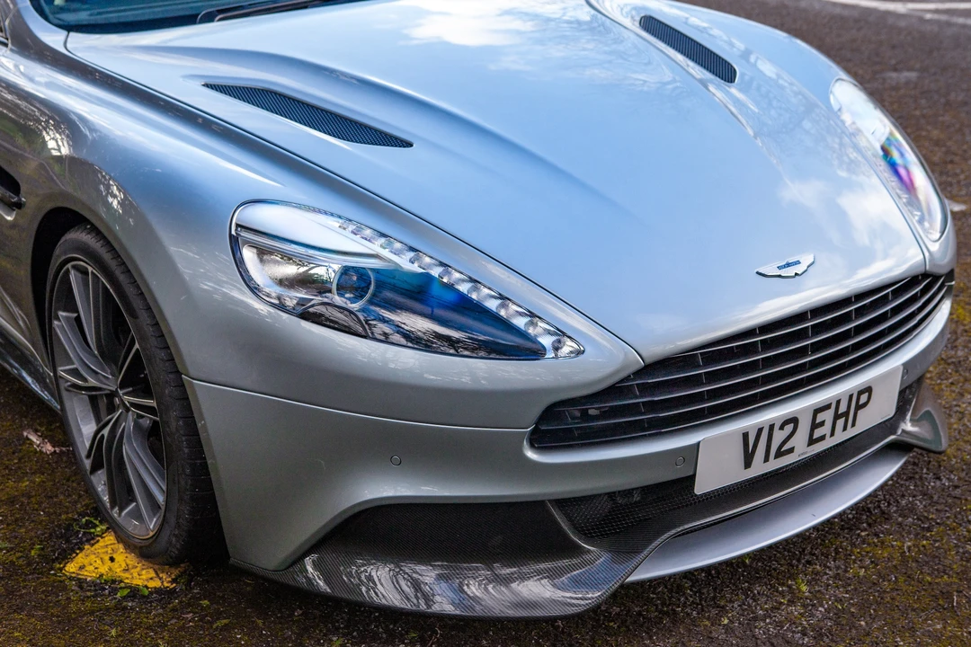 2015 Aston Martin Vanquish 2nd Gen - Image 12 of 31