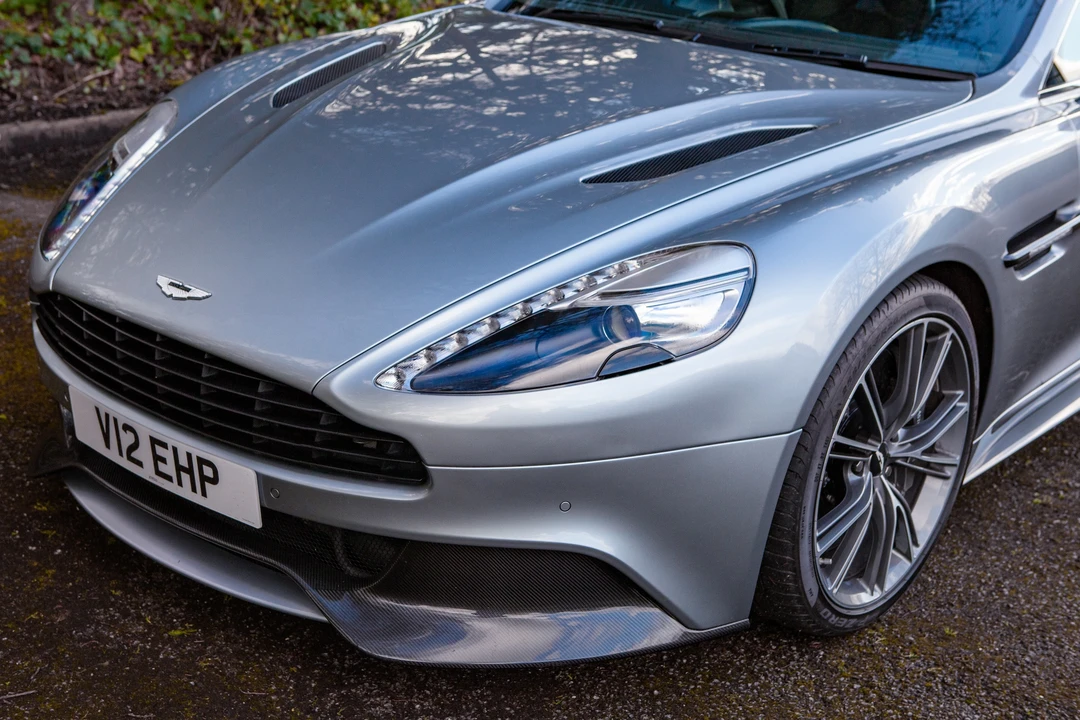 2015 Aston Martin Vanquish 2nd Gen - Image 13 of 31