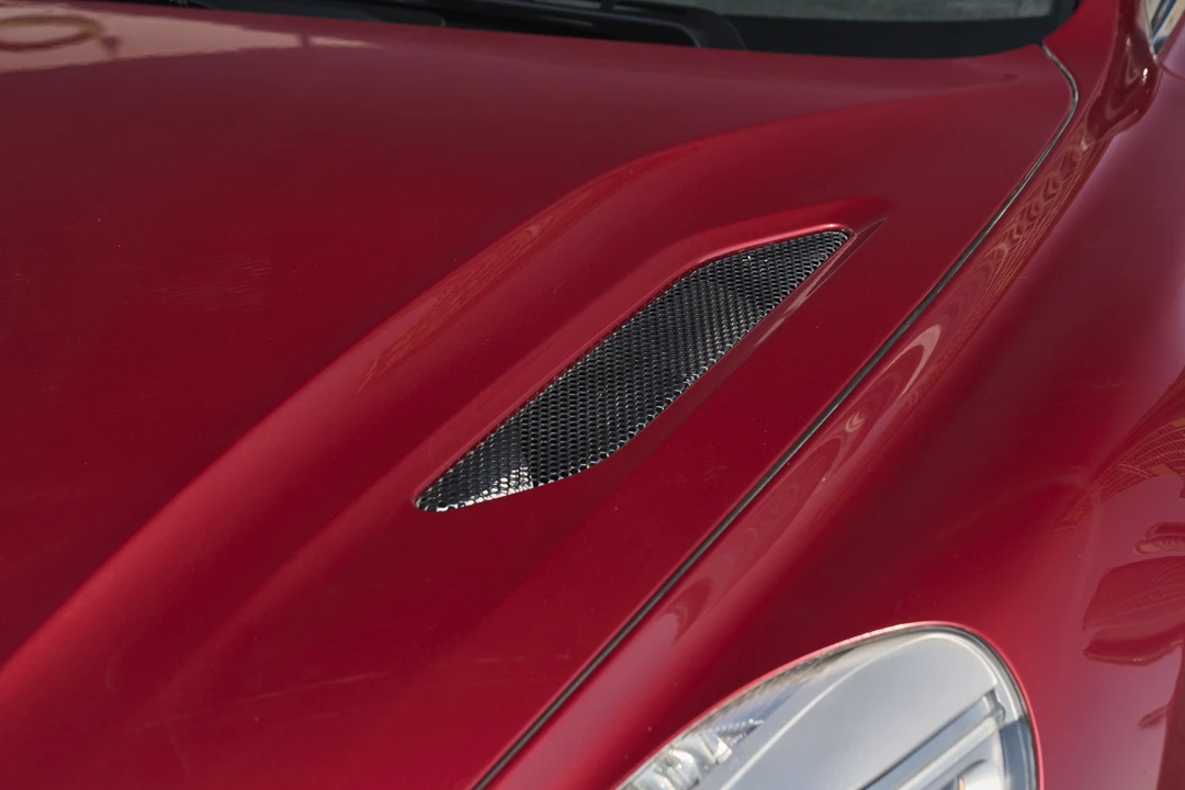 2015 Aston Martin Vanquish 2nd Gen - Image 17 of 31