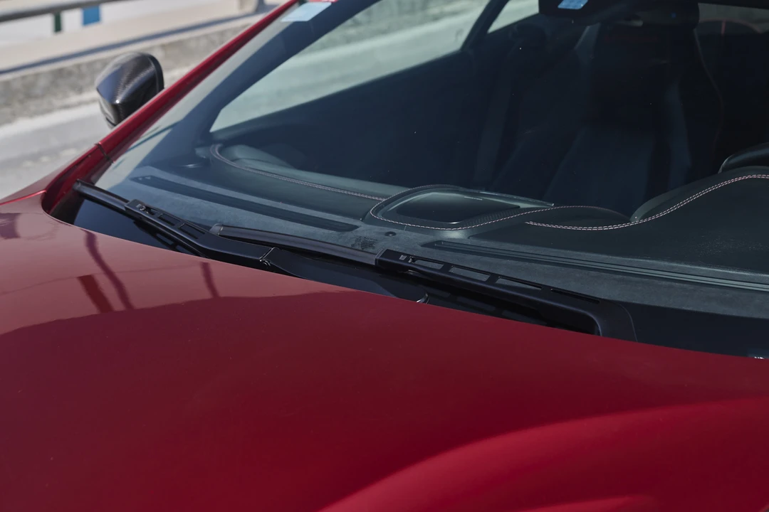 2015 Aston Martin Vanquish 2nd Gen - Image 19 of 31